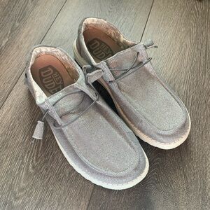 Hey Dude Wendy Stretch Sparkling White Silver Loafers Size 9 Women’s